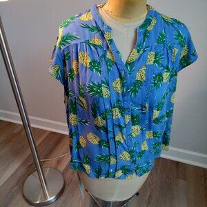Architect Plus Size 2X Pineapple Print Short Sleeve Blouse